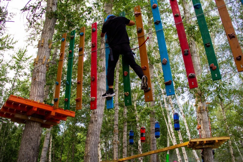 游船戲水、叢林穿越，這個(gè)夏天帶